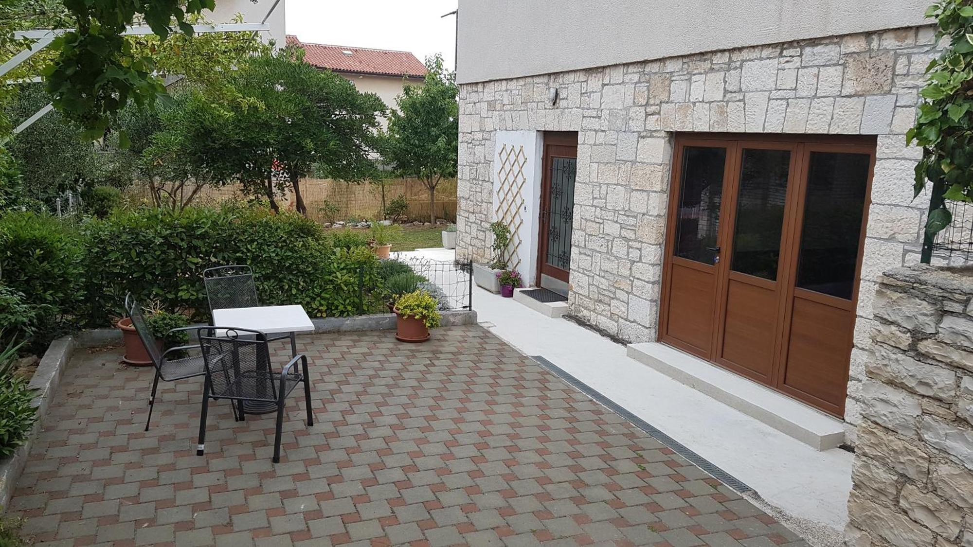 Apartments Ana And Vesna Пула Екстериор снимка